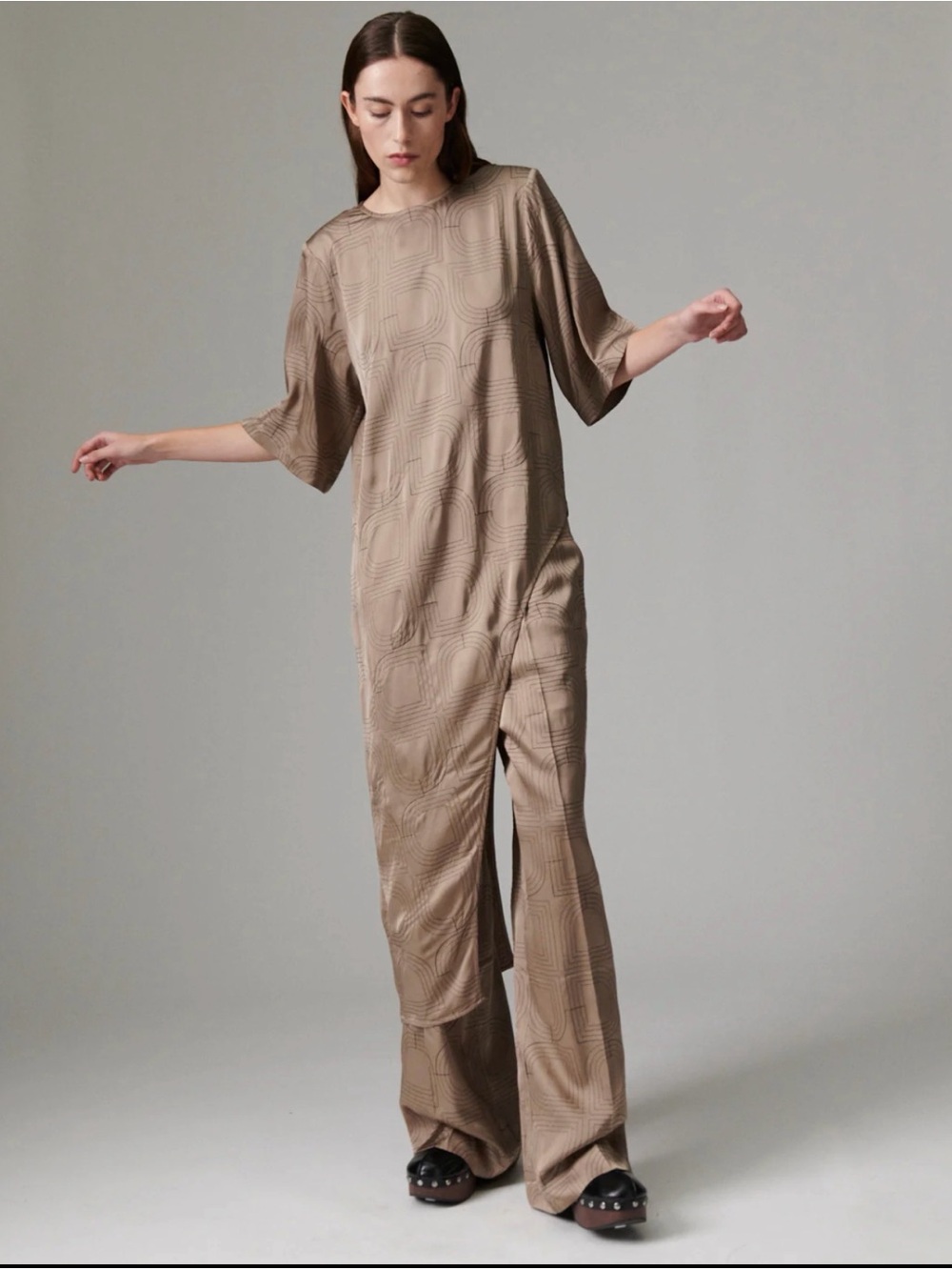 Day Birger et Mikkelsen Taupe Geometric-Texture asymmetrical Tunic Top NWT
